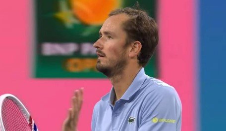Медведев прошел Табило на Индиан-Уэллс, Рублев и Хачанов покидают «Мастерс»