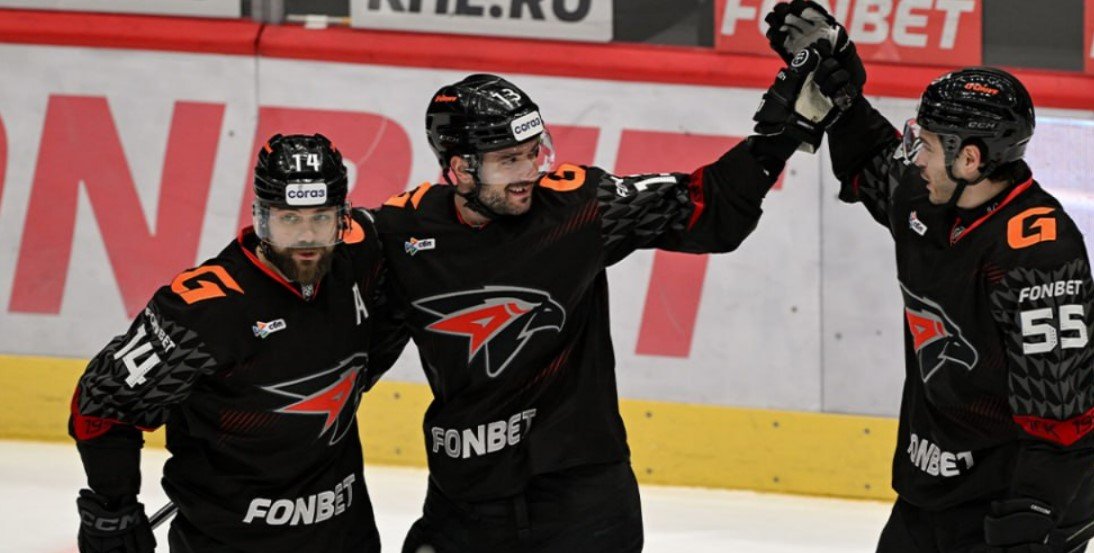 «Авангард» разгромил дома «Торпедо», у Фьоре - хет-трик (КХЛ, видео)