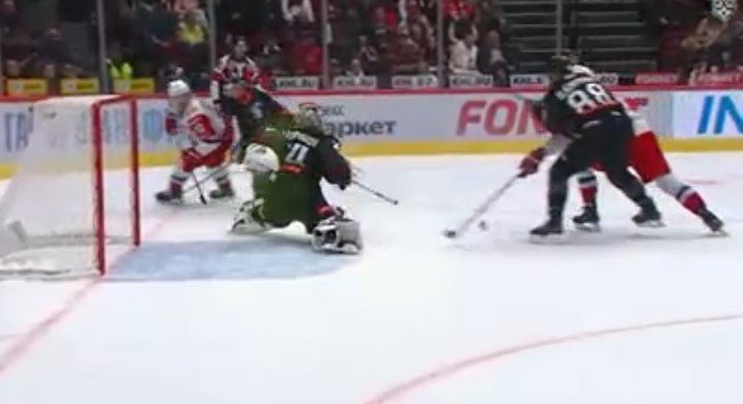 «Локомотив» одержал волевую победу над «Авангардом», 1-2 в серии (Полуфинал КХЛ, видео)