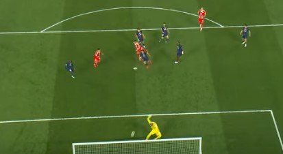 Дубль Хвичи помог «ПСЖ» обыграть дома «Баварию», команды забили 9 голов (полуфинал ЛЧ)