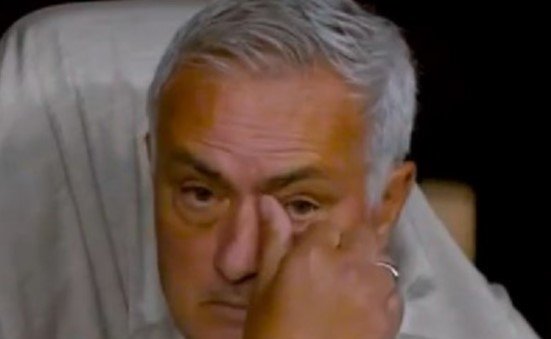 Мбаппе отметил возвращение Моуринью в «Реал» хет-триком «Реал Сосьедаду» - 1-я игра дома (Видео) Мбаппе отметил возвращение Моуринью в «Реал» хет-триком «Реал Сосьедаду» - 1-я игра дома (Видео)