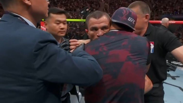 Умар Нурмагомедов сенсационно проиграл нокаутом Ядуну на UFC Fight Night 286