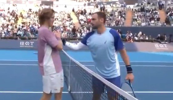 Рублев в 3-х сетах обыграл Сафиуллина и вышел в 1/4 финала в Пекине (ATP-500)