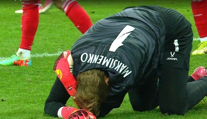 Россия на 94-й минуте упустила победу с Нигерией (3-3) в товарищеской игре (видео) Россия на 94-й минуте упустила победу с Нигерией (3-3) в товарищеской игре (видео)